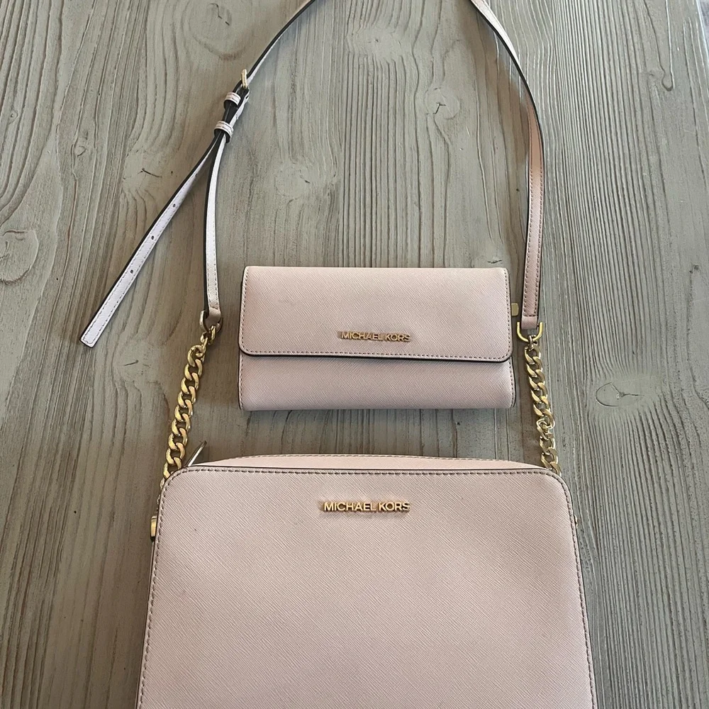 Michael Kors jet set east Saffiano leather Blush Crossbody Bag and Wallet Set